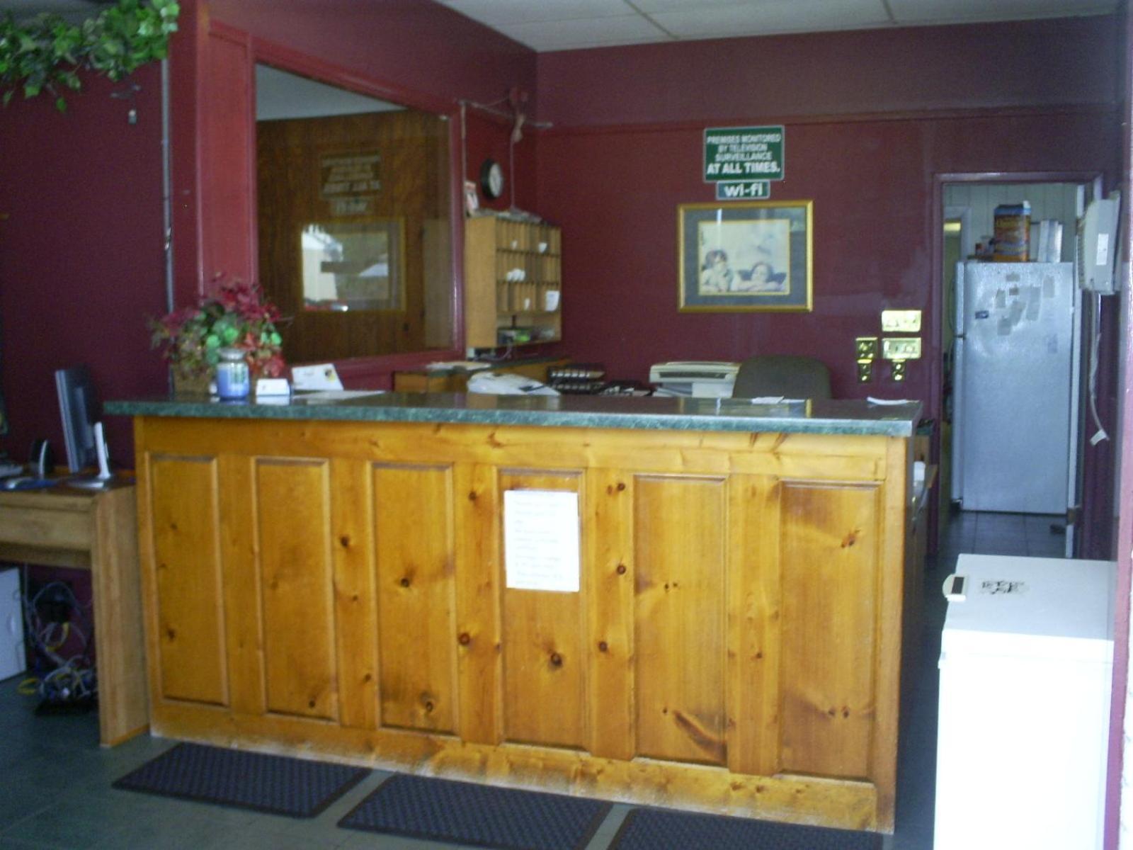 Crestview Inn Luaran gambar